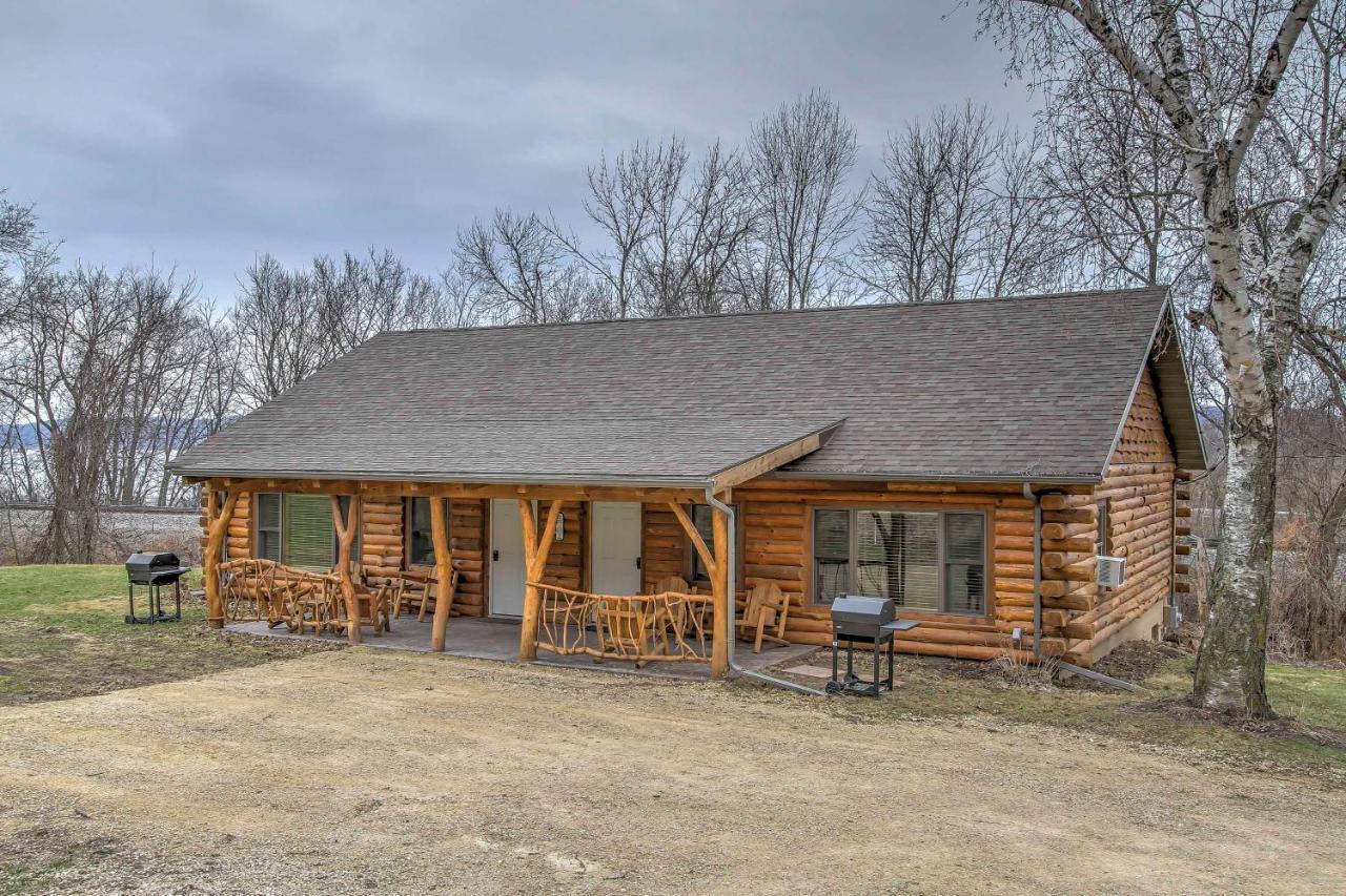 Vila Cabin By The River Visited By Treehouse Masters! Ferryville Exteriér fotografie